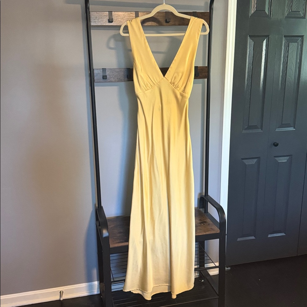Abercrombie & Fitch Soft Butter Yellow Satin Dress - Size Small Tall